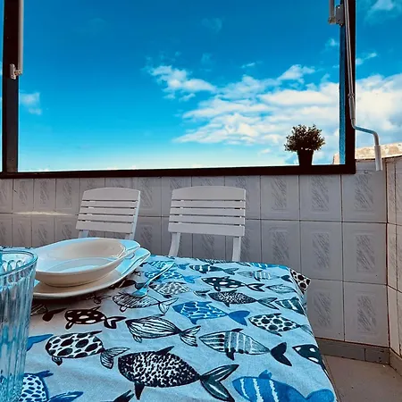 Apartman Un Mar Azul Que Brilla *
