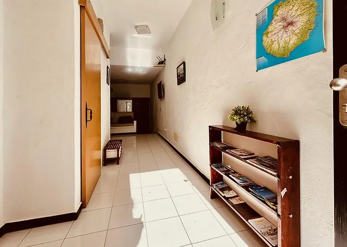 Un Mar Azul Que Brilla Gáldar